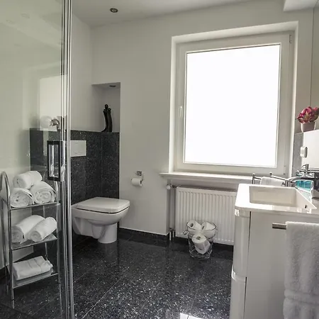 Apartment Luxussuite Mit Steinway-fluegel *